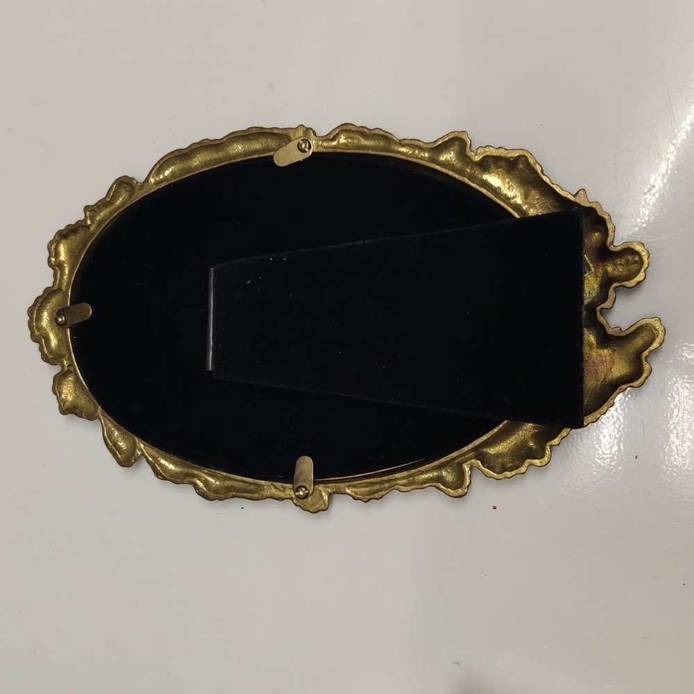 Vintage Taiwan brass picture frame - Picture 2 of 3